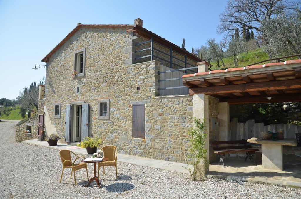 Fonte Comelia Cortona Esterno foto
